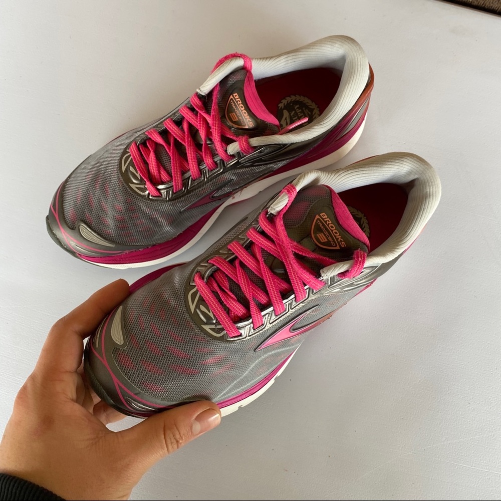 Womens Grey Brooks Transcend 3 Shoes - Picture 4 of 14